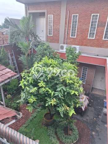 Rumah Luxury Modern Siap Huni di Bintaro Tangerang Selatan Rumah Luxury Modern Siap Huni di Bintaro Tangerang Selatan