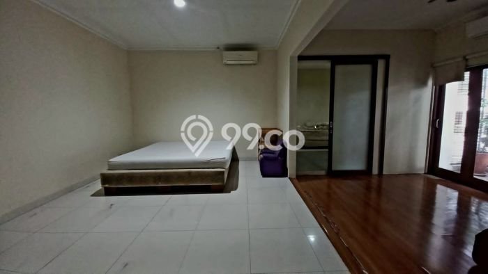 Rumah Luxury Modern Siap Huni di Cibubur Jakarta Timur Rumah Luxury Modern Siap Huni di Cibubur Jakarta Timur