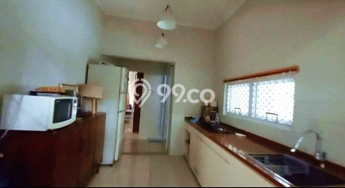 Jual Rumah Luas Elegan Dengan View Cantik di Mampang, Jakarta Selatan Jual Rumah Luas Elegan Dengan View Cantik di Mampang, Jakarta Selatan