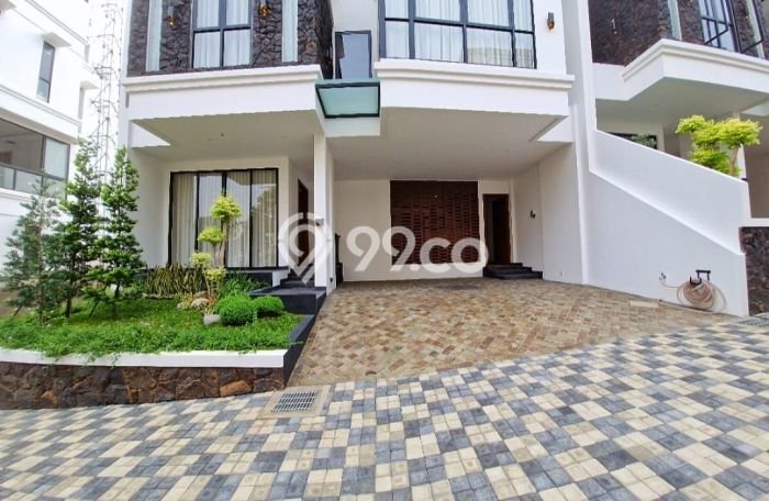 Dijual Rumah Luas Megah Dengan View Cantik di Lebak Bulus, Jakarta Selatan Dijual Rumah Luas Megah Dengan View Cantik di Lebak Bulus, Jakarta Selatan