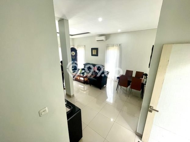 Jual Rumah Luas Elegan Dengan View Cantik di Kebagusan, Jakarta Selatan Jual Rumah Luas Elegan Dengan View Cantik di Kebagusan, Jakarta Selatan