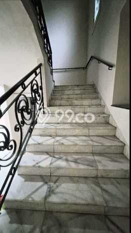 Rumah Kondisi Baik Disewakan di Lebak Bulus, Jakarta Selatan LT 1100m2, LB 720m2 Rumah Kondisi Baik Disewakan di Lebak Bulus, Jakarta Selatan LT 1100m2, LB 720m2
