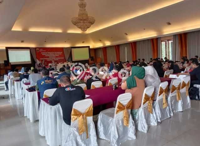 Vila Kawasan Cipanas, Luas 260m2m², Posisi Strategis Vila Kawasan Cipanas, Luas 260m2m², Posisi Strategis