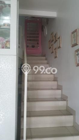 Hunian Cantik Minimalis Lb 84m2 di Serpong, Tangerang Selatan Hunian Cantik Minimalis Lb 84m2 di Serpong, Tangerang Selatan