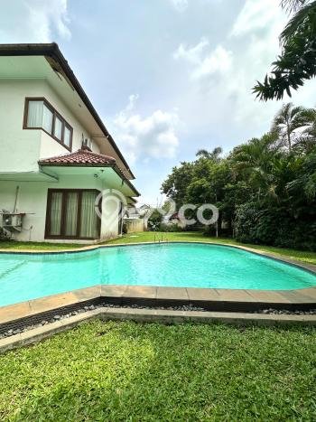For Sale! Premium House LT 895m2 Desain Elegan di Ampera For Sale! Premium House LT 895m2 Desain Elegan di Ampera