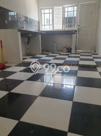 Jual Rumah Bagus Siap Huni LB 130m2 di Ciledug, Tangerang Jual Rumah Bagus Siap Huni LB 130m2 di Ciledug, Tangerang