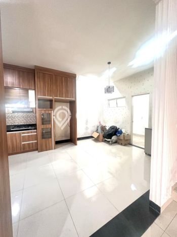 Ready to Use! Premium House LT 120m2 Desain Modern di Green Lake City Ready to Use! Premium House LT 120m2 Desain Modern di Green Lake City