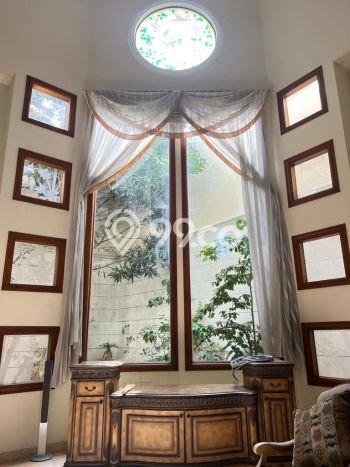Hunian Elit LB 350m2 Siap Pakai Desain Elegan di Panakukkang, Makassar Hunian Elit LB 350m2 Siap Pakai Desain Elegan di Panakukkang, Makassar