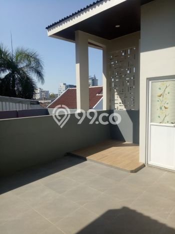 Rumah Siap Pakai di Mariso, Makassar, Luas 150m² LB 250m² Rumah Siap Pakai di Mariso, Makassar, Luas 150m² LB 250m²