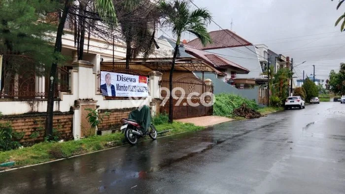 Disewakan segera hunian minimalis lokasi strategis 5 Kamar di Panakkukang, Makassar Disewakan segera hunian minimalis lokasi strategis 5 Kamar di Panakkukang, Makassar