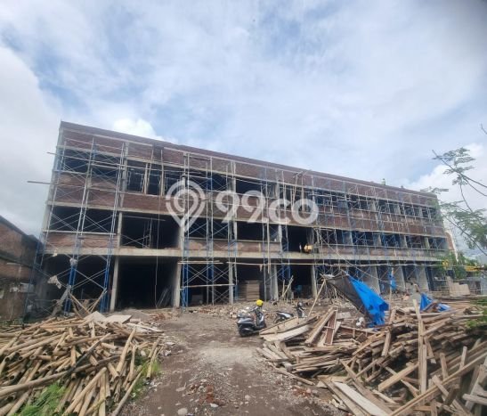 Ruko bagus disewakan di Tamalanrea Makassar dengan LB 540m2 harga sewa terbaik Ruko bagus disewakan di Tamalanrea Makassar dengan LB 540m2 harga sewa terbaik