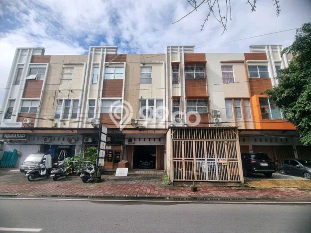 Ruko Premium di Tamalate, Luas 250m2m², Mainroad, Area Bisnis Aktif Ruko Premium di Tamalate, Luas 250m2m², Mainroad, Area Bisnis Aktif