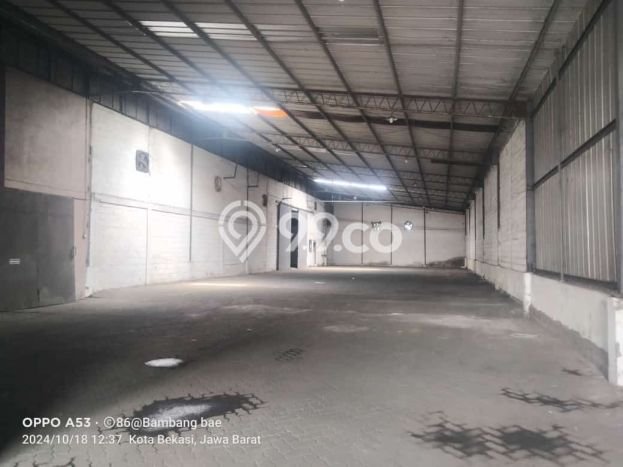 LOKASI BISNIS! Gudang For Rent Kawasan Narogong, Luas 2500m², Area Utama LOKASI BISNIS! Gudang For Rent Kawasan Narogong, Luas 2500m², Area Utama