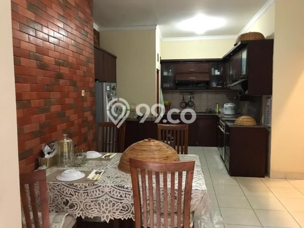 Rumah Mewah LB 195m2 Siap Huni Desain Elegan di Kemang Pratama, Bekasi Rumah Mewah LB 195m2 Siap Huni Desain Elegan di Kemang Pratama, Bekasi