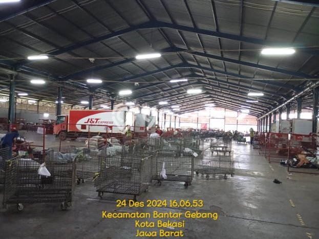 Gudang untuk Disewa di Pusat Bekasi Luas Bangunan 5922m2 Gudang untuk Disewa di Pusat Bekasi Luas Bangunan 5922m2