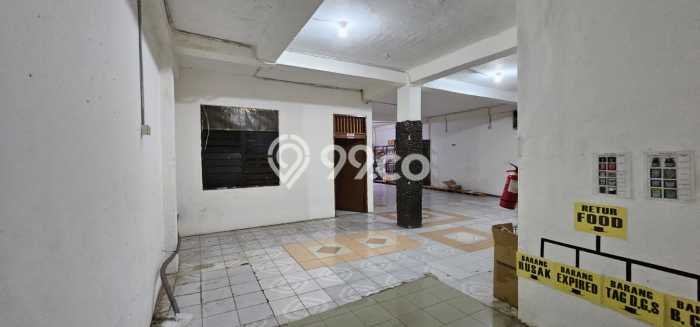 Area Strategis! Disewakan Ruko Lokasi Duren Sawit, Jakarta Timur Cocok untuk Bisnis Area Strategis! Disewakan Ruko Lokasi Duren Sawit, Jakarta Timur Cocok untuk Bisnis
