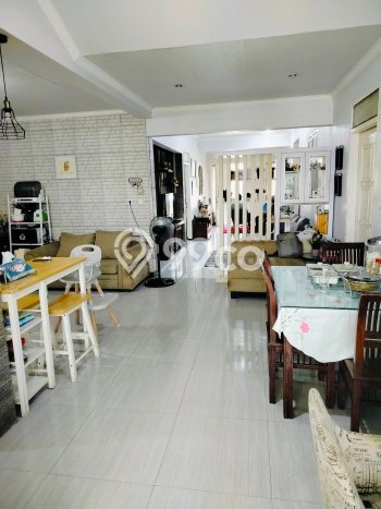 Ready to Use! Premium House LT 229m2 Desain Modern di Pekayon Ready to Use! Premium House LT 229m2 Desain Modern di Pekayon
