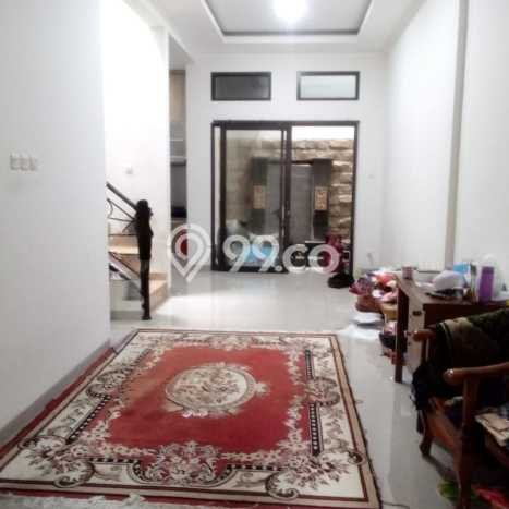 Hunian Nyaman Asri 3 KT Siap Huni di Pondok Kelapa Jakarta Timur Hunian Nyaman Asri 3 KT Siap Huni di Pondok Kelapa Jakarta Timur