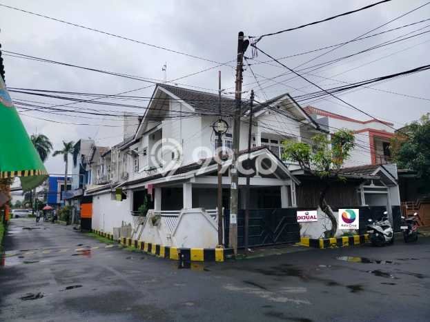 Rumah Modern 6 Kamar LT 255m2 di Galaxy Rumah Modern 6 Kamar LT 255m2 di Galaxy