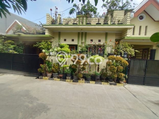 Dijual Rumah 5 Kamar Lokasi Ideal Nyaman dan Strategis di Bekasi Timur Dijual Rumah 5 Kamar Lokasi Ideal Nyaman dan Strategis di Bekasi Timur