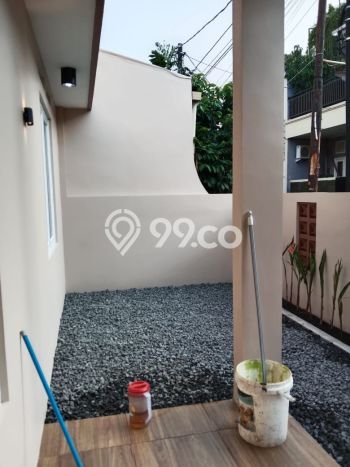 Rumah Luas Asri 4 KT Siap Huni di Galaxy Bekasi Rumah Luas Asri 4 KT Siap Huni di Galaxy Bekasi