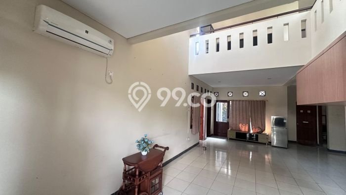 Lokasi terbaik! Rumah siap pakai dikontrakkan di Rawalumbu LB 180m2 Lokasi terbaik! Rumah siap pakai dikontrakkan di Rawalumbu LB 180m2
