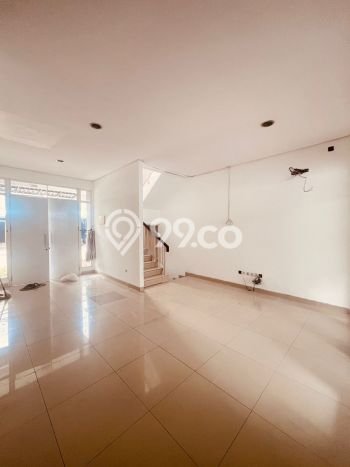 Sewa Rumah Murah di Green Lake City Jakarta Barat dengan 3 KT Sewa Rumah Murah di Green Lake City Jakarta Barat dengan 3 KT