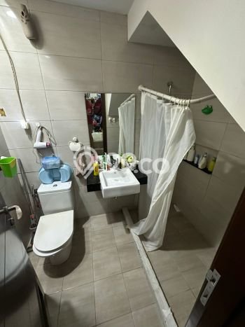 DIJUAL CEPAT! Rumah Nyaman area Green Lake City, Jakarta Barat, LT 90m² LB 132m² BISA KPR! DIJUAL CEPAT! Rumah Nyaman area Green Lake City, Jakarta Barat, LT 90m² LB 132m² BISA KPR!