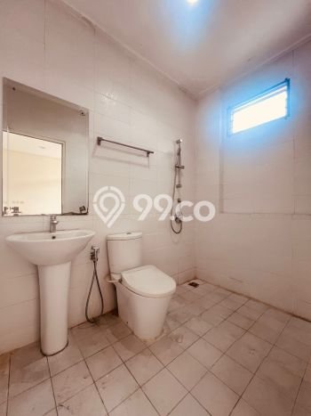 Sewa Rumah Murah di Green Lake City Jakarta Barat dengan 3 KT Sewa Rumah Murah di Green Lake City Jakarta Barat dengan 3 KT