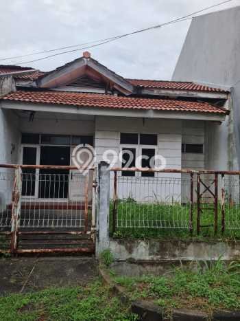 Kesempatan Memiliki Rumah 2 Kamar Tidur dan 1 Kamar Mandi di Cipondoh, Dekat Pusat Kota, Tangerang Kesempatan Memiliki Rumah 2 Kamar Tidur dan 1 Kamar Mandi di Cipondoh, Dekat Pusat Kota, Tangerang