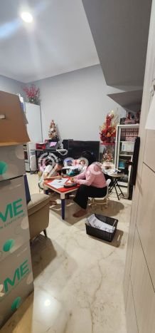 Rumah area Cipondoh, Tangerang, Luas 150m² LB 320m² Rumah area Cipondoh, Tangerang, Luas 150m² LB 320m²