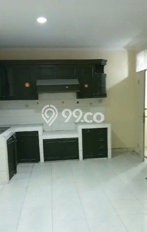 Jarang Ada! Rumah Kontrakan 4 Kamar Nyaman Siap Huni Sunter Jarang Ada! Rumah Kontrakan 4 Kamar Nyaman Siap Huni Sunter