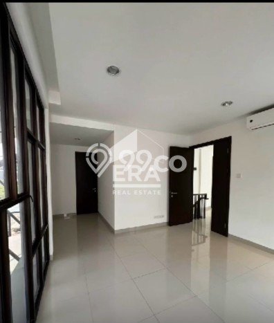 For Sale Rumah Mewah Exclusive di Cakung, Jakarta Timur For Sale Rumah Mewah Exclusive di Cakung, Jakarta Timur