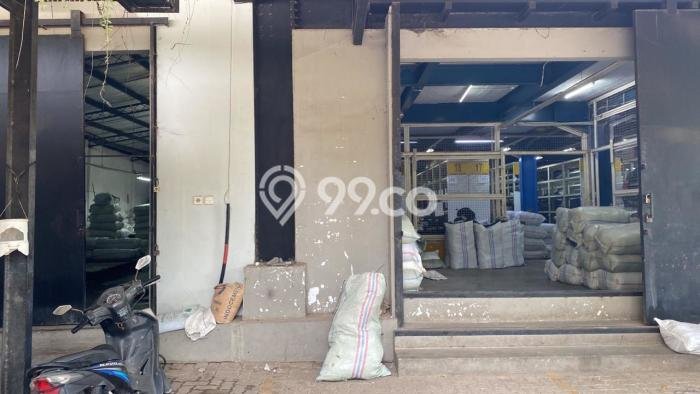 Unit Gudang Dijual di Jakarta Utara LT 1400m2 & LB 1m2 Unit Gudang Dijual di Jakarta Utara LT 1400m2 & LB 1m2