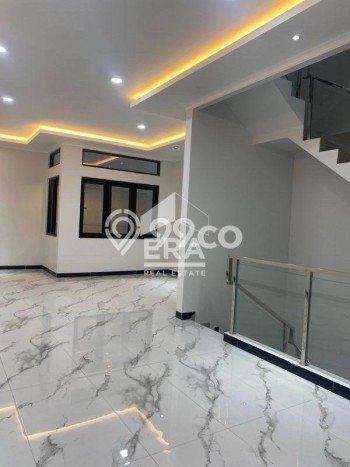 Jual Rumah Mewah Elegan Dengan View Cantik di Sunter, Jakarta Utara Jual Rumah Mewah Elegan Dengan View Cantik di Sunter, Jakarta Utara