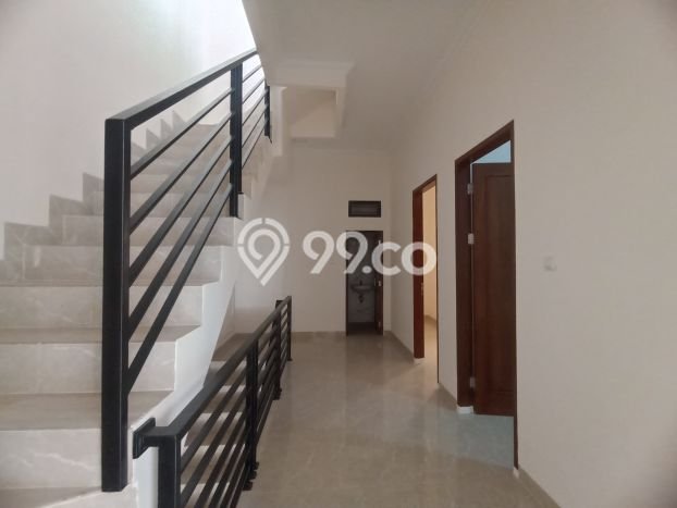 Siap Huni Hunian Elit 5 Kamar di Kelapa Gading Dekat ke Mana Pun Siap Huni Hunian Elit 5 Kamar di Kelapa Gading Dekat ke Mana Pun
