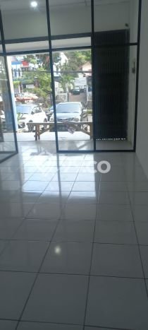 Ruko Dijual di Semarang LT 221m2 & LB 350m2 Lokasi Terbaik! Ruko Dijual di Semarang LT 221m2 & LB 350m2 Lokasi Terbaik!