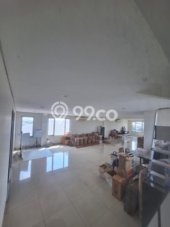 Gudang Strategis di Cipondoh, Luas 1064m2m², Kawasan Bisnis, Tingkat Keramaian Tinggi Gudang Strategis di Cipondoh, Luas 1064m2m², Kawasan Bisnis, Tingkat Keramaian Tinggi
