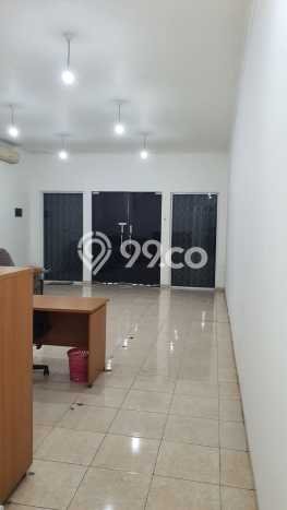 Ruko Dijual di Jakarta Barat LT 75m2 & LB 190m2 Lokasi Terbaik! Ruko Dijual di Jakarta Barat LT 75m2 & LB 190m2 Lokasi Terbaik!
