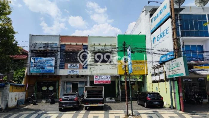 PRIME LOCATION! Ruko di Sampangan, Luas 113m², Kawasan Komersial, Lokasi Premium PRIME LOCATION! Ruko di Sampangan, Luas 113m², Kawasan Komersial, Lokasi Premium