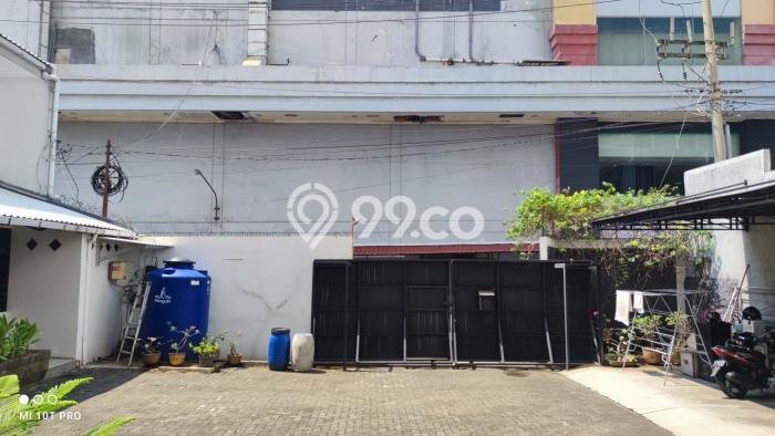 Unit Komersial Dijual di Semarang LT 569m2 & LB 400m2 Unit Komersial Dijual di Semarang LT 569m2 & LB 400m2