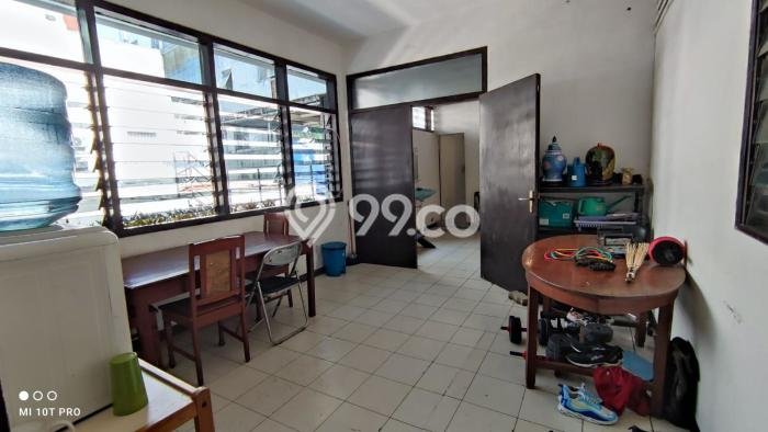 Unit Komersial Dijual di Semarang LT 569m2 & LB 400m2 Unit Komersial Dijual di Semarang LT 569m2 & LB 400m2