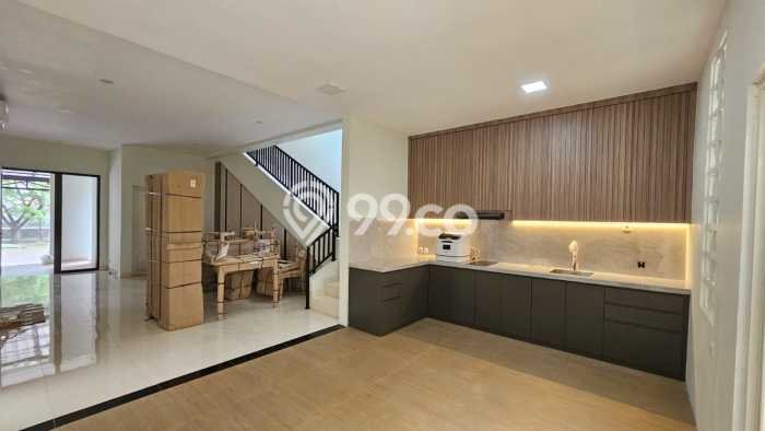 For Sale! Luxury House LT 160m2 Desain Elegan di Candi Golf For Sale! Luxury House LT 160m2 Desain Elegan di Candi Golf