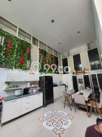 Rumah di Simongan, Dekat Pusat Kota, 3 KM, LT 208m² LB 200m² Rumah di Simongan, Dekat Pusat Kota, 3 KM, LT 208m² LB 200m²