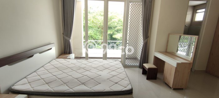 Disewakan Rumah Harga Terjangkau di Candi Golf Semarang Punya 4 Kamar Tidur Disewakan Rumah Harga Terjangkau di Candi Golf Semarang Punya 4 Kamar Tidur