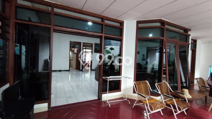 Rumah Elit Modern Siap Huni di Brumbungan Semarang Rumah Elit Modern Siap Huni di Brumbungan Semarang