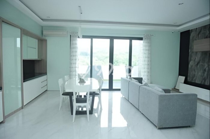 Jarang Ada! Rumah Sewa 4 Kamar Bagus Siap Huni Candi Golf Jarang Ada! Rumah Sewa 4 Kamar Bagus Siap Huni Candi Golf