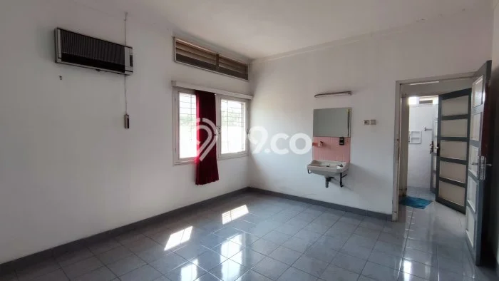 Jarang Ada! Rumah Kontrakan 4 Kamar Nyaman Siap Huni Pleburan Jarang Ada! Rumah Kontrakan 4 Kamar Nyaman Siap Huni Pleburan