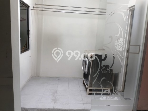 Rumah Modern 5 KT di Tawangmas Semarang Rumah Modern 5 KT di Tawangmas Semarang