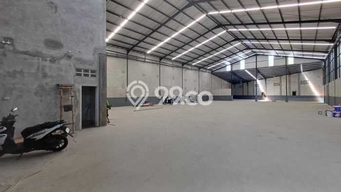 Gudang For Rent di Ngaliyan, Luas 1923m², Area Strategis, Siap Bisnis Gudang For Rent di Ngaliyan, Luas 1923m², Area Strategis, Siap Bisnis